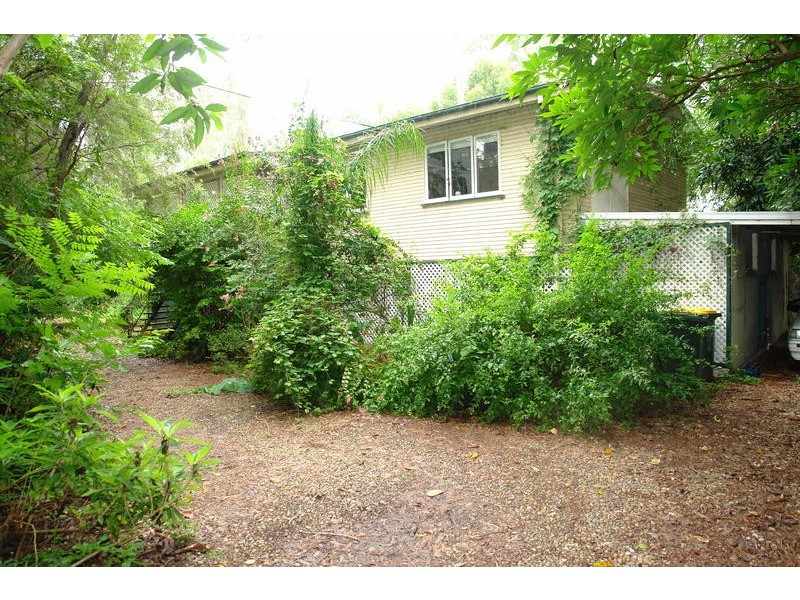 631 Hawkesbury Road, Anstead QLD 4070